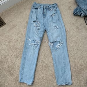 American Eagle Mom Jeans